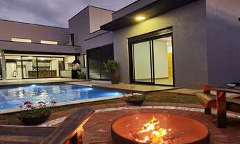 Imagem 2: Casa residencial no condomínio ALPHAVILLE NOVA ESPLANADA, R$2.050.000,00