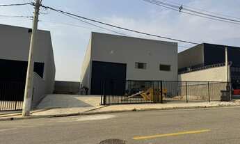 Imagem: Galpão à venda, 700 m² por R$ 2.500.000,00