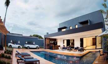 Imagem: SOBRADO COM 4 DORMITÓRIOS À VENDA, 520