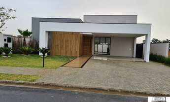 Imagem: Linda casa térrea com 3 suítes à venda