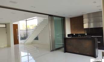 Imagem: Sobrado de Alto Padrão Condomínio Alphaville