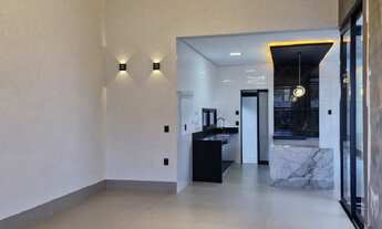 Imagem 4: Bela Casa de alto padrão localizada no setor Moinho dos Ventos Goiânia com 4 suítes plenas