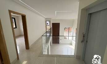 Imagem 6: ESPETACULAR CASA TRIPLEX A VENDA, COM FUNDO PARA A MATA NO CONDOMÍNIO DO LAGO