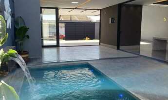 Imagem 4: Belíssima Casa de alto padrão localizada no Setor Três Maria Goiânia com 4 suítes plenas