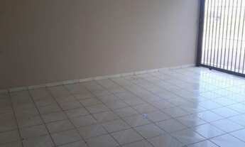 Imagem 3: CASA DE 139 M² DE ÁREA CONSTRUÍDA COM 2 DORMITÓRIOS NA VILA GALVÃO EM JUNDIAÍ - SP