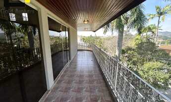 Imagem 7: CASA DE 536M² DE ÁREA CONSTRUÍDA COM 4 DORMITÓRIOS E EDÍCULA NO CONDOMÍNIO JARDIM EUROPA E