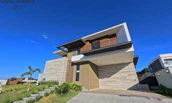 Imagem 2: CASA DE 325 M² DE ÁREA CONSTRUÍDA COM 4 SUÍTES NO CONDOMÍNIO ALPHAVILLE I EM JUNDIAÍ - SP