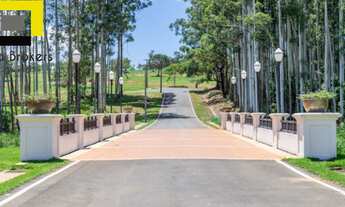 Imagem: Terreno de 450m² em condomínio na Riviera