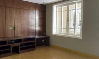 Imagem 6: CASA DE 556 M² DE ÁREA CONSTRUÍDA COM 4 SUÍTES NO CONDOMÍNIO QUINTA DA MALOTA II EM JUNDIA