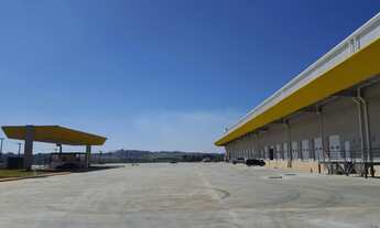 Imagem: Galpão logístico em condomínio fechado