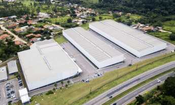 Imagem: Galpão industrial e logístico em condomínio