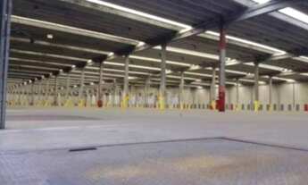 Imagem 5: Galpão em Barueri, no Tamboré para vender ou alugar. Galpão industrial