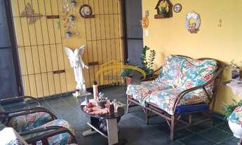 Imagem 6: Casa para venda, Itanhaém, com 3 dormitórios, quintal amplo com 6 vagas de garagens. Estud