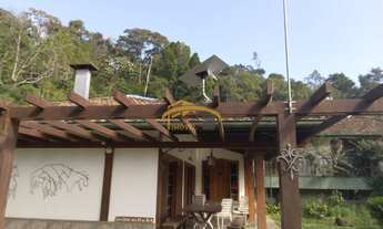 Imagem 3: Sítio encantador com nascentes, represas e lazer completo