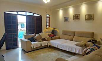 Imagem 7: Sobrado dos sonhos na Av. Jaguaribe - conforto, espaço e 6 vagas em Osasco