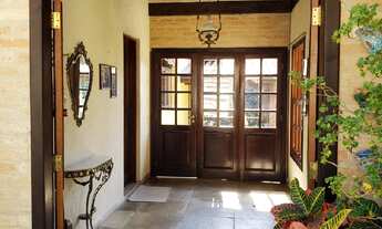 Imagem 2: Terreno com 4.844 metros, com casa. Ótimo para construção de Villagio, condomínio de sobra