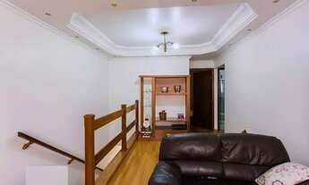 Imagem 6: Sobrado Vila Yolanda, 5 dorm., sendo 2 suítes, 2 vagas de garagem, quintal com churrasquei