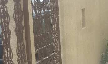 Imagem 2: Sobrado para venda em Cotia, 3 dormitórios, sendo 1 suíte, quintal com churrasqueira e edí