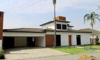 Imagem 3: Casa Térrea em Aplhaville, localização privilegiada no condomínio. 4 Suites, Spa, Piscina