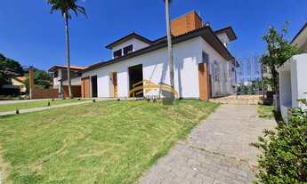 Imagem 2: Casa Térrea em Aplhaville, localização privilegiada no condomínio. 4 Suites, Spa, Piscina