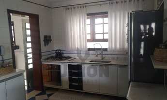 Imagem 7: Casa a venda no Condomínio Vivenda das Quaresmeiras em Valinhos/SP