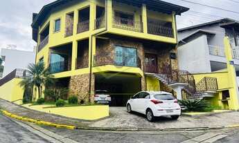 Imagem 2: Casa com 4 Quartos Condomínio Fechado com em Suzano SP R$ 1800.000,00