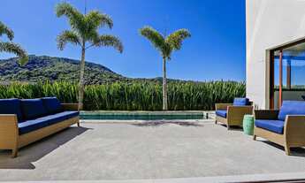 Imagem 3: Casa Belíssima com Paisagem e Lazer