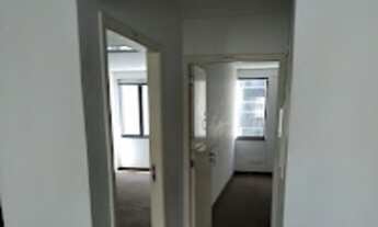 Imagem 3: Sala com ótima localização no Ed. Personal Busines Office