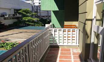 Imagem 6: Prédio Comercial Magnífico no Centro Comercial