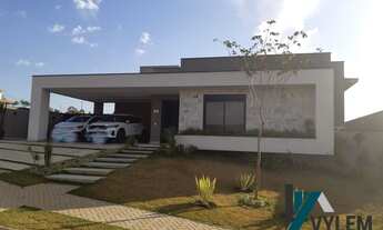 Imagem: Excelente casa de alto padrão com porteira