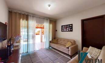 Imagem 6: Casa em bairro central - terreno plano com 396 m²