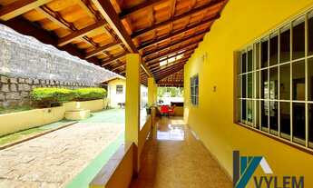 Imagem 5: Chácara em bairro próximo ao centro - 04 Dorms, pomar