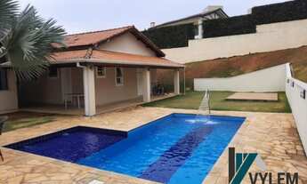 Imagem: Casa Térrea em Condomínio de Alto Padrão