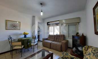 Imagem 2: Apartamento de 2 quartos à venda no bairro Azenha em Porto Alegre