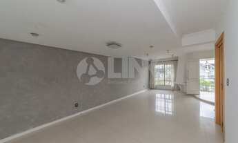 Imagem 2: Casa com 3 quartos sendo 1 suíte e 4 vagas de garagem à venda no bairro Chácara das Pedras