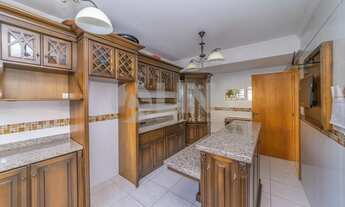 Imagem 6: Casa com 3 quartos sendo 1 suíte e 4 vagas de garagem à venda no bairro Chácara das Pedras