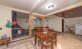 Imagem 3: Casa de 3 quartos com 4 vagas à venda no bairro Auxiliadora em Porto Alegre