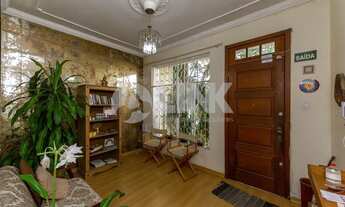 Imagem 3: Casa com 3 quartos e 2 vagas de garagem à venda no bairro Petrópolis em Porto Alegre