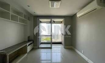 Imagem 2: Apartamento com 3 quartos à venda no bairro Passo da Areia em Porto Alegre