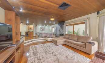 Imagem 2: Casa semimobiliada com 4 quartos à venda no bairro Petrópolis em Porto Alegre