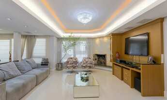 Imagem 2: Casa semimobiliada com 4 quartos sendo 2 suítes e 4 vagas de garagem à venda no bairro Jar