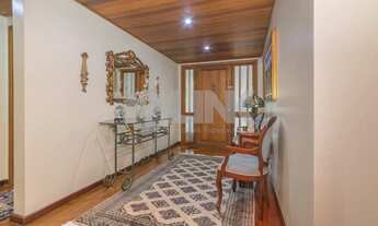 Imagem 4: Casa semimobiliada com 4 quartos à venda no bairro Petrópolis em Porto Alegre