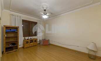 Imagem 6: Casa com 3 quartos e 2 vagas de garagem à venda no bairro Petrópolis em Porto Alegre