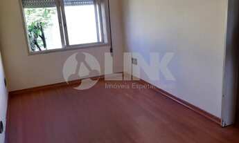 Imagem 2: Apartamento com 2 quartos à venda no bairro Passo da Areia em Porto Alegre