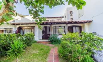 Imagem 3: Casa de 4 quartos com 5 vagas à venda no bairro Tristeza em Porto Alegre