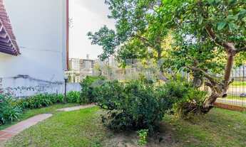 Imagem 5: Casa de 4 quartos com 5 vagas à venda no bairro Tristeza em Porto Alegre