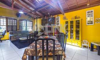 Imagem: Casa de 3 quartos com 4 vagas de garagem