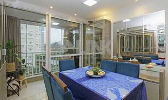 Imagem 1: Apartamento de 3 quartos com 2 vagas à venda no bairro Passo da Areia em Porto Alegre