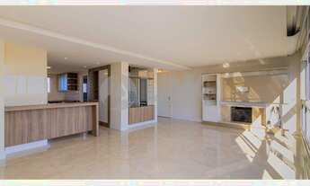 Imagem 7: Comprar Apartamento com 3 quartos 3 suítes e 2 vagas de garagem à venda no bairro Petrópol