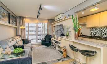 Imagem 2: Apartamento de 2 quartos com 1 vaga à venda no bairro Chácara das Pedras em Porto Alegre